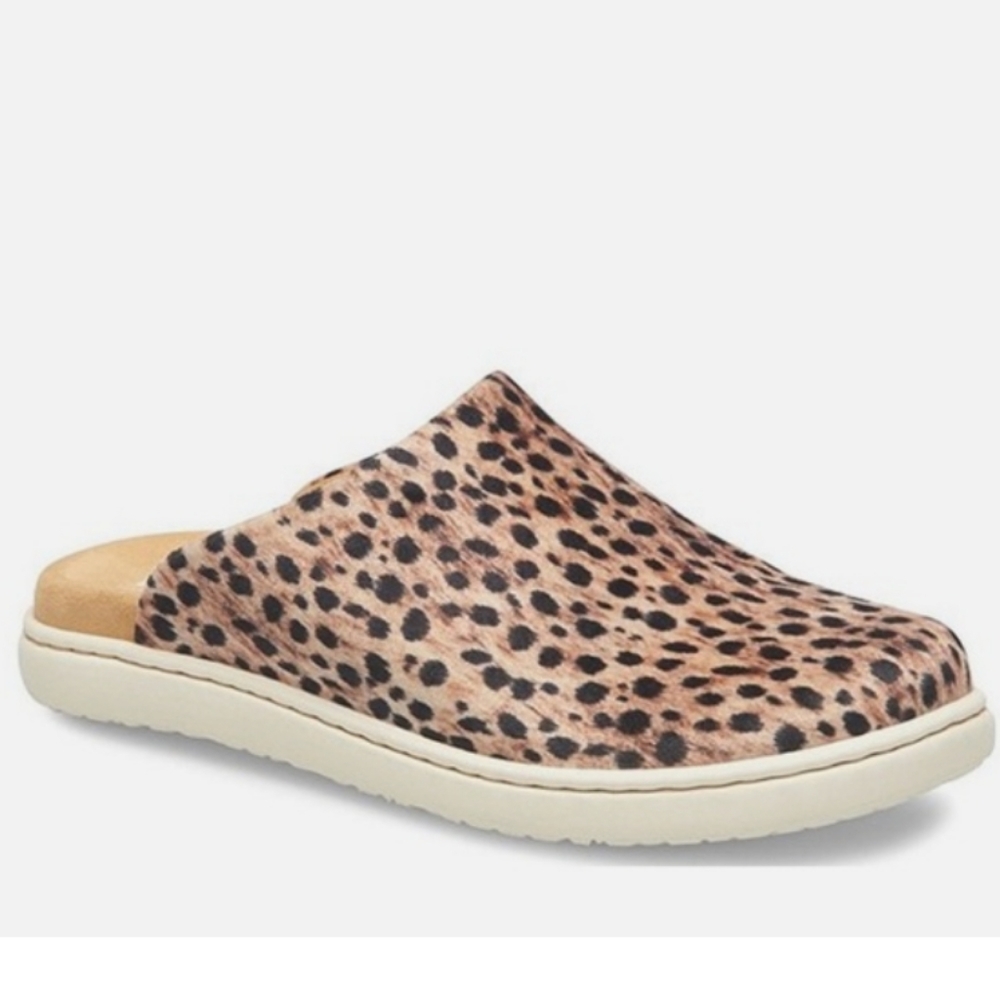 Born Zen sneaker multe in leopard slide shoes